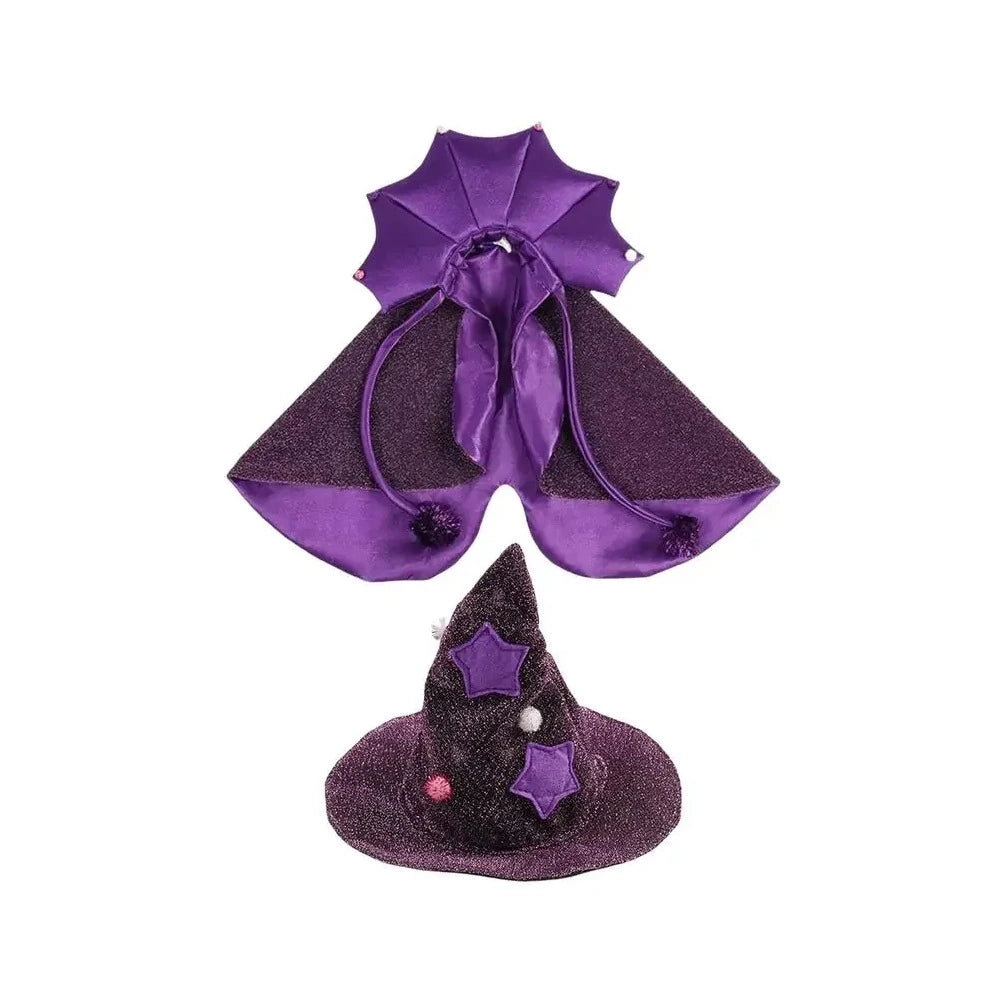 Cape de sorcière en satin violet, vue de face